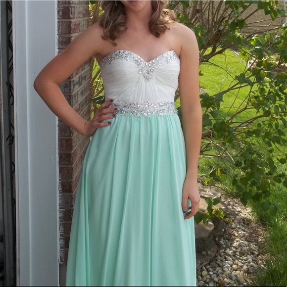 Dresses & Skirts - Mint and white prom/formal dress